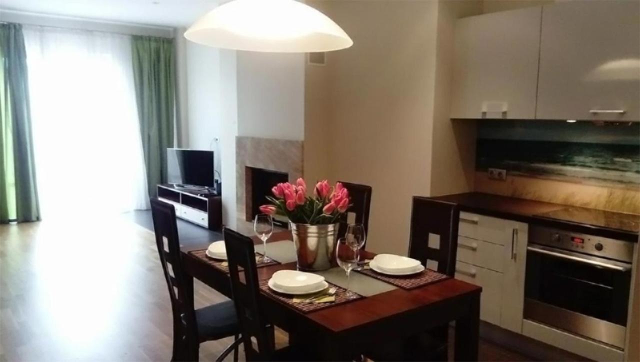 Kungu 25 Oldtown & Free Parking Apartment Riga Ngoại thất bức ảnh