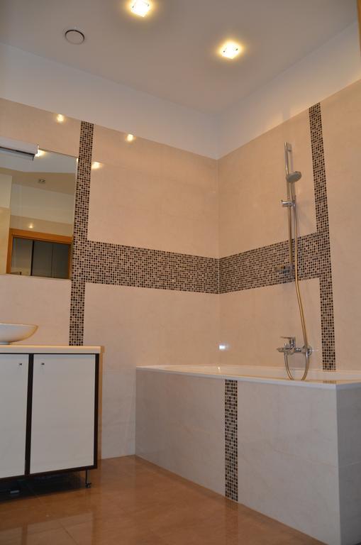 Kungu 25 Oldtown & Free Parking Apartment Riga Ngoại thất bức ảnh